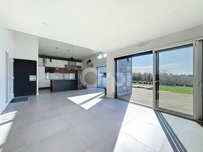 Maison - 128 m² - 5 pièces