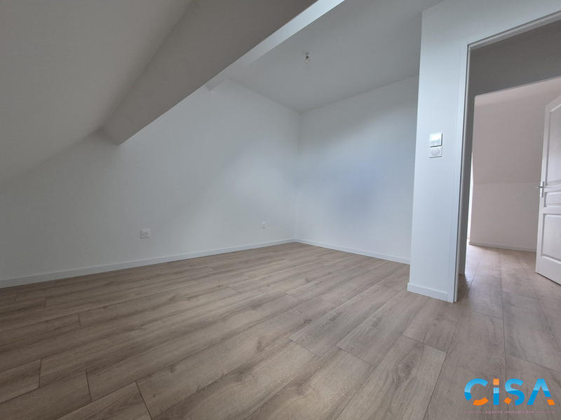 Maison traditionnelle - 96 m² - 4 pièces