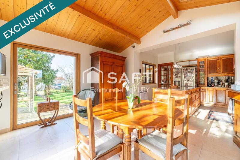 Maison - 135 m² - 6 pièces