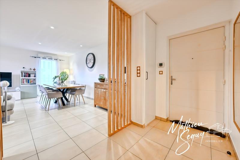 Appartement - 70 m² - 3 pièces