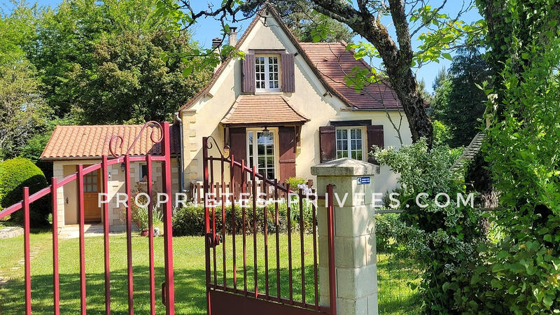 Maison - 140 m² - 6 pièces