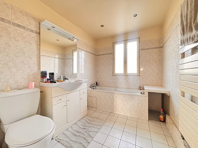 Maison - 77 m² - 3 pièces