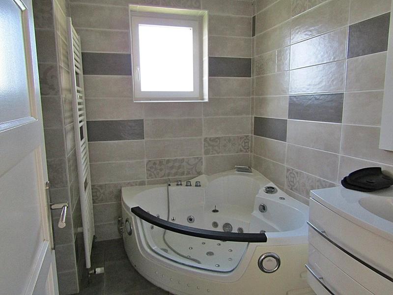 Maison - 93 m² - 6 pièces