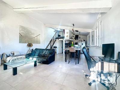 Maison de ville - 95 m² - 4 pièces