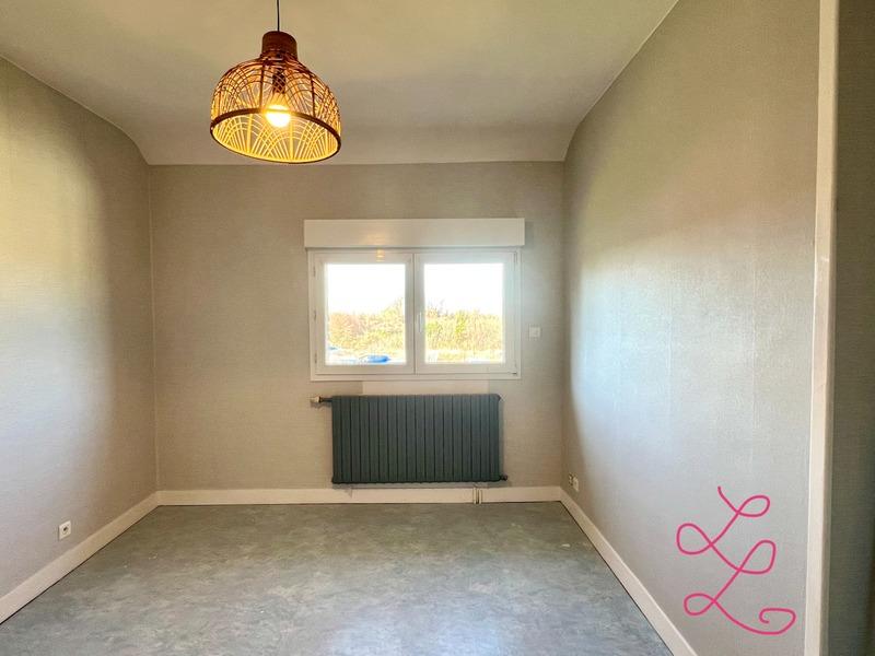 Maison - 180 m² - 7 pièces