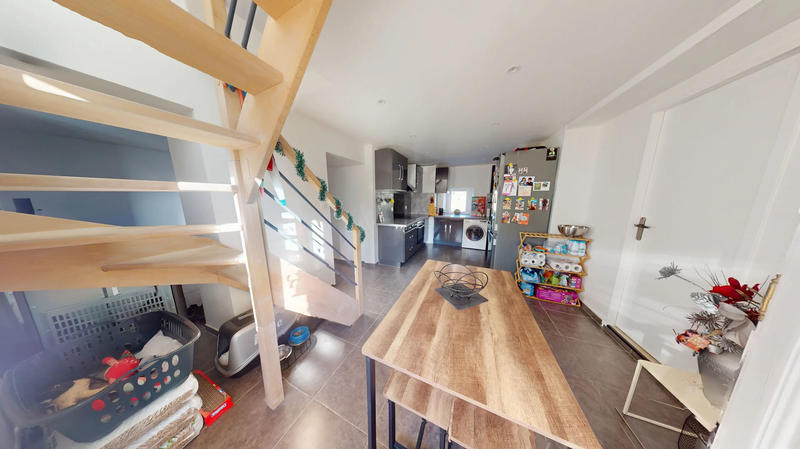 Appartement - 82 m² - 4 pièces