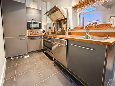 Maison - 98 m² - 8 pièces