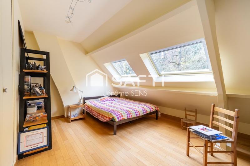 Maison - 152 m² - 7 pièces