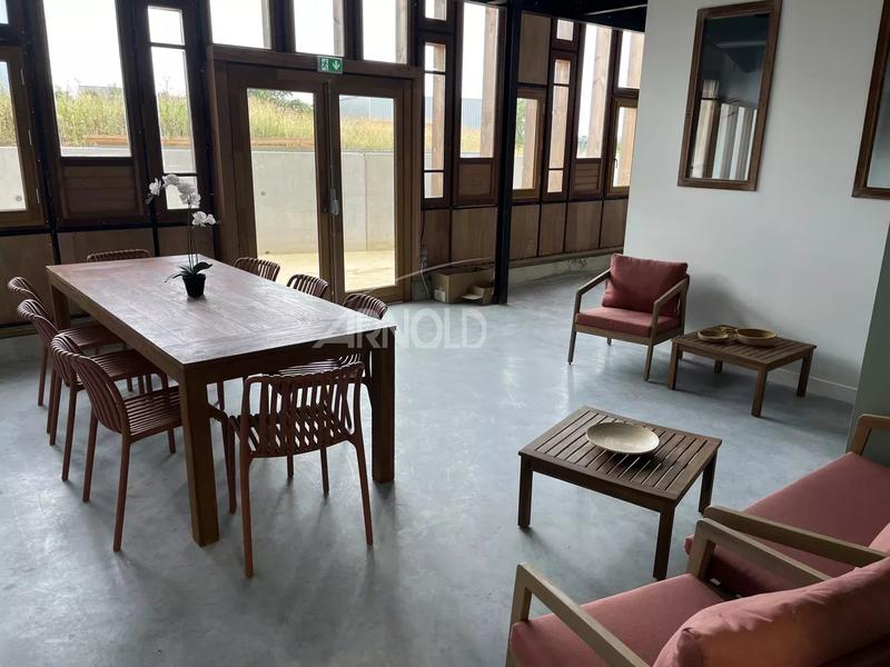 Bureau - 37 m² - 2 pièces