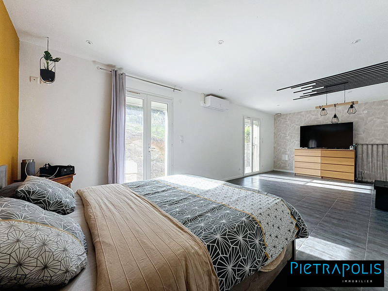 Maison - 148 m² - 7 pièces