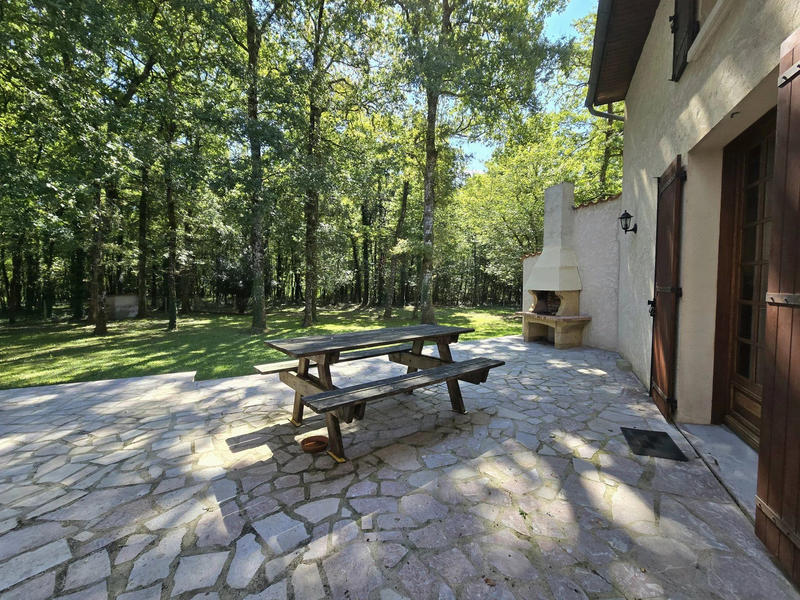 Maison - 315 m² - 10 pièces