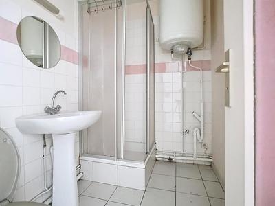 Studio - 30 m² - 1 pièce