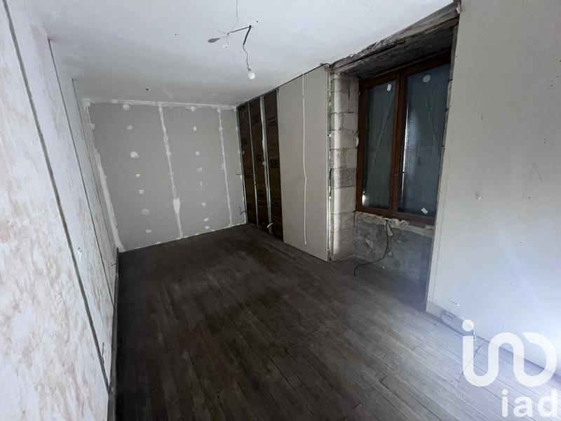 Maison - 215 m² - 7 pièces