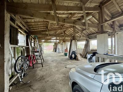 Maison - 250 m² - 1 pièce