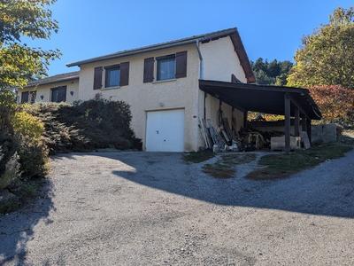 Villa - 90 m² - 4 pièces