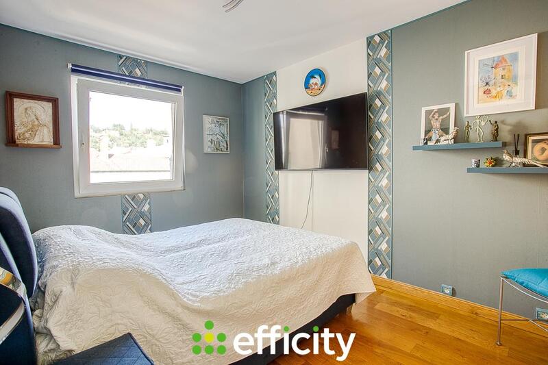 Appartement - 163 m² - 5 pièces