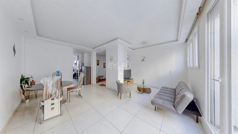 Appartement - 82 m² - 3 pièces