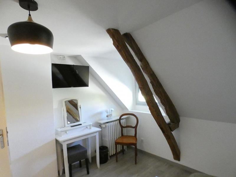 Maison - 260 m² - 12 pièces