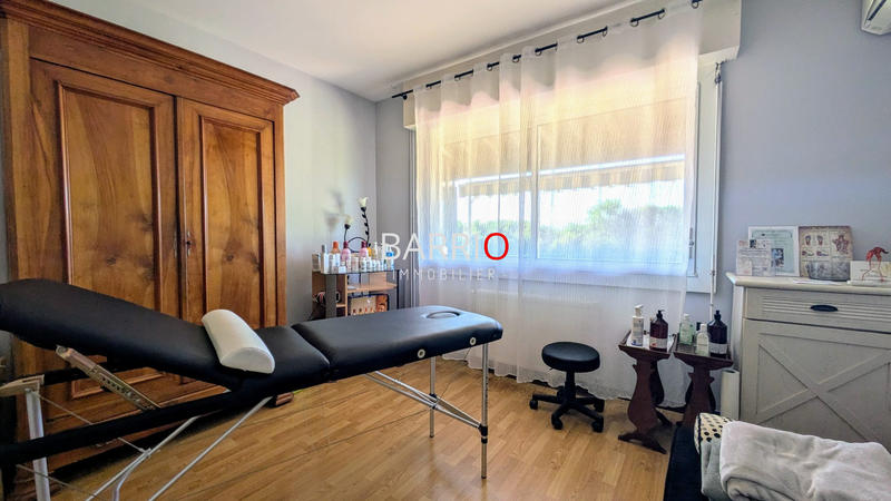 Villa - 354 m² - 11 pièces