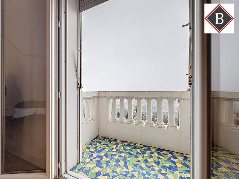 Appartement - 65 m² - 2 pièces