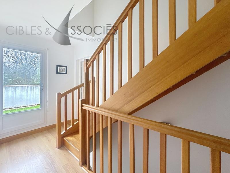 Maison contemporaine - 200 m² - 6 pièces