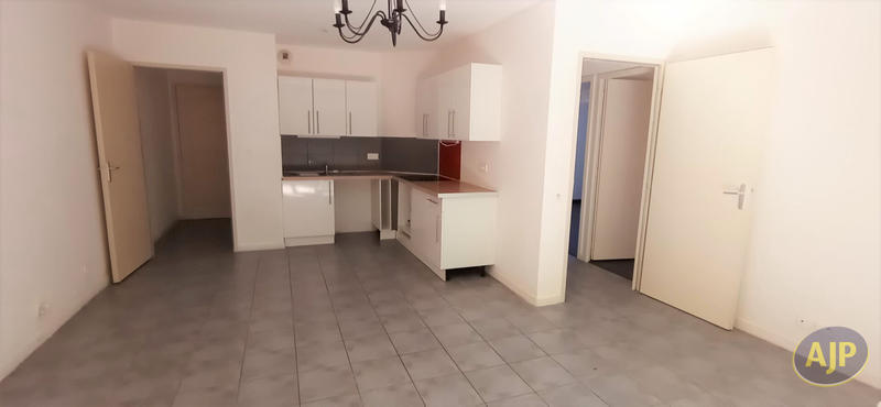 Appartement - 55 m² - 3 pièces