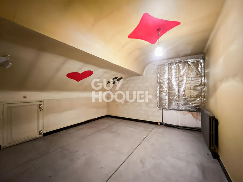 Maison - 206 m² - 8 pièces