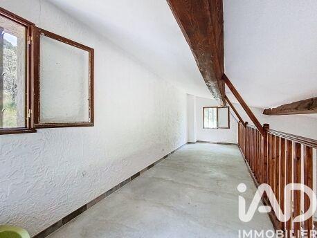 Maison - 144 m² - 5 pièces