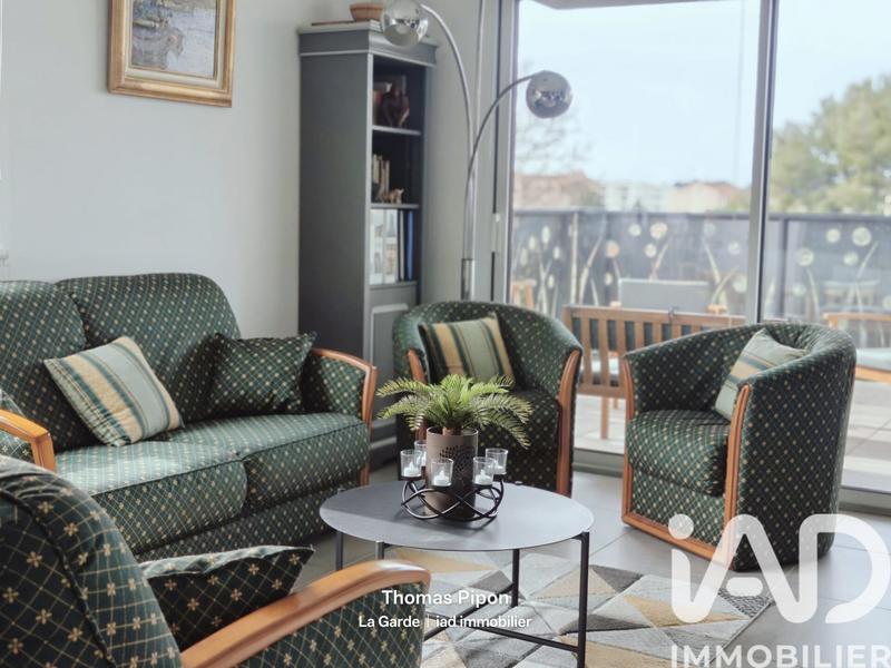 Appartement - 77 m² - 3 pièces