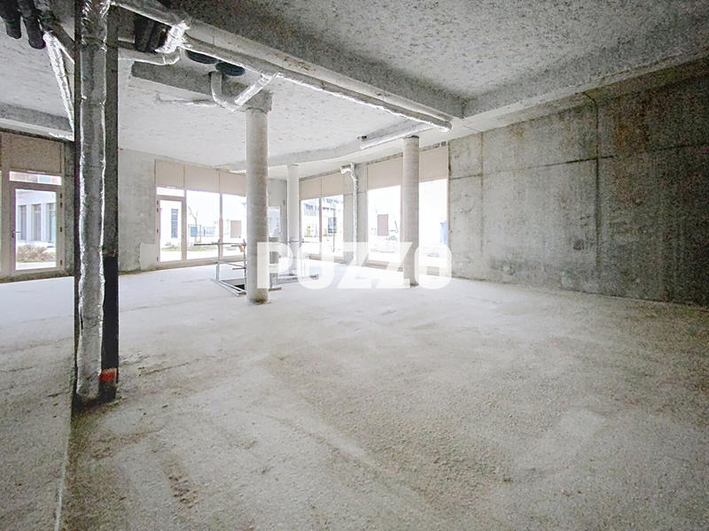 Local commercial - 106 m²