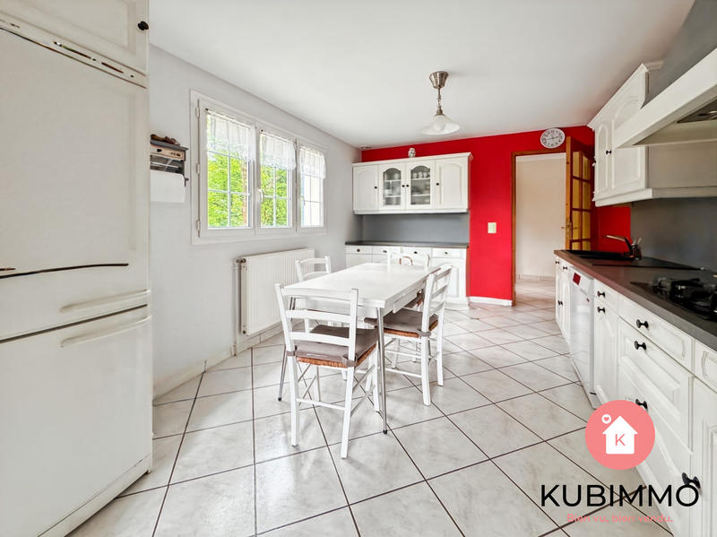 Maison - 212 m² - 8 pièces