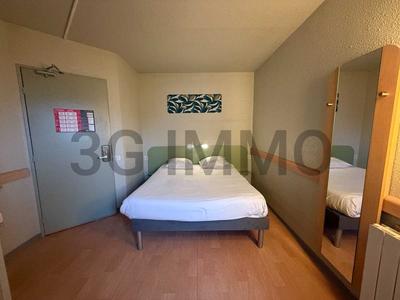 Immeuble - 950 m² - 50 pièces