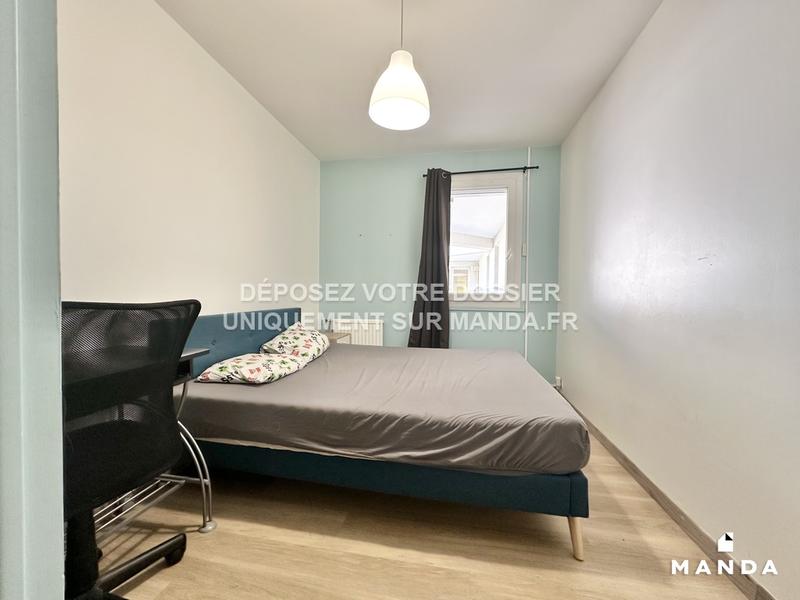 Chambre - 10 m² - 4 pièces