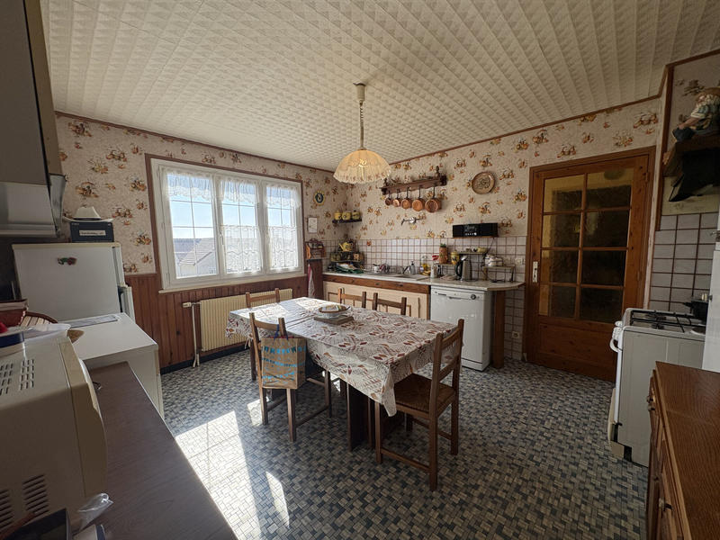 Maison - 143 m² - 5 pièces