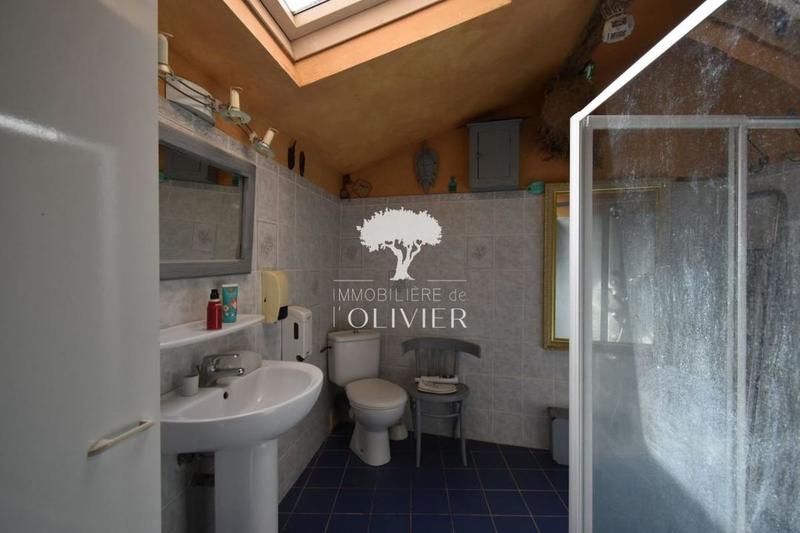 Maison - 445 m² - 10 pièces