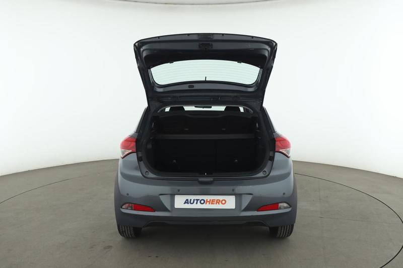 Hyundai i20 1.2 Initia 84 ch