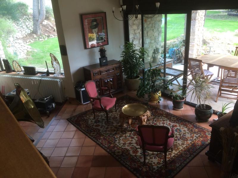 Maison - 259 m² - 6 pièces