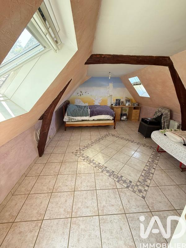 Maison - 310 m² - 7 pièces