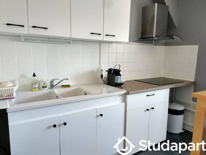 Chambre - 12 m² - 1 pièce