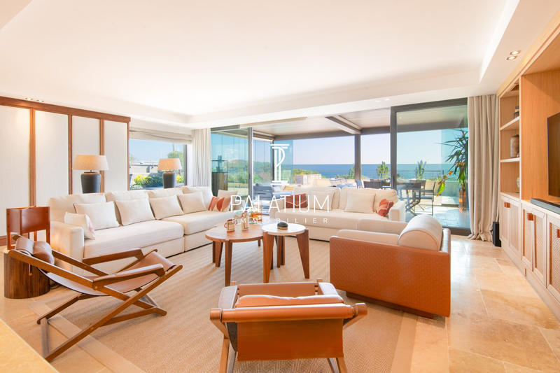 Appartement - 177 m² - 5 pièces