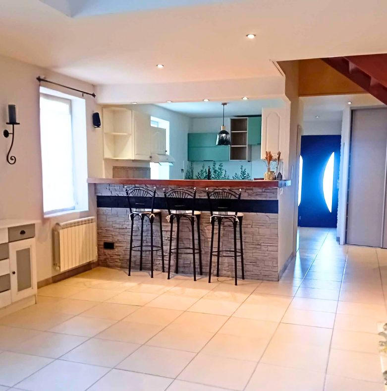 Maison - 163 m² - 5 pièces