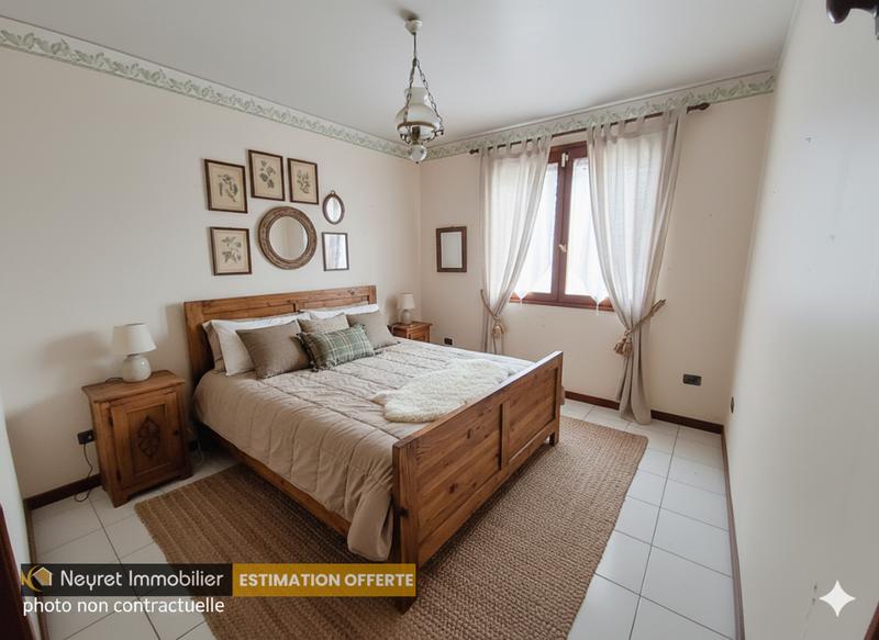 Maison - 107 m² - 6 pièces