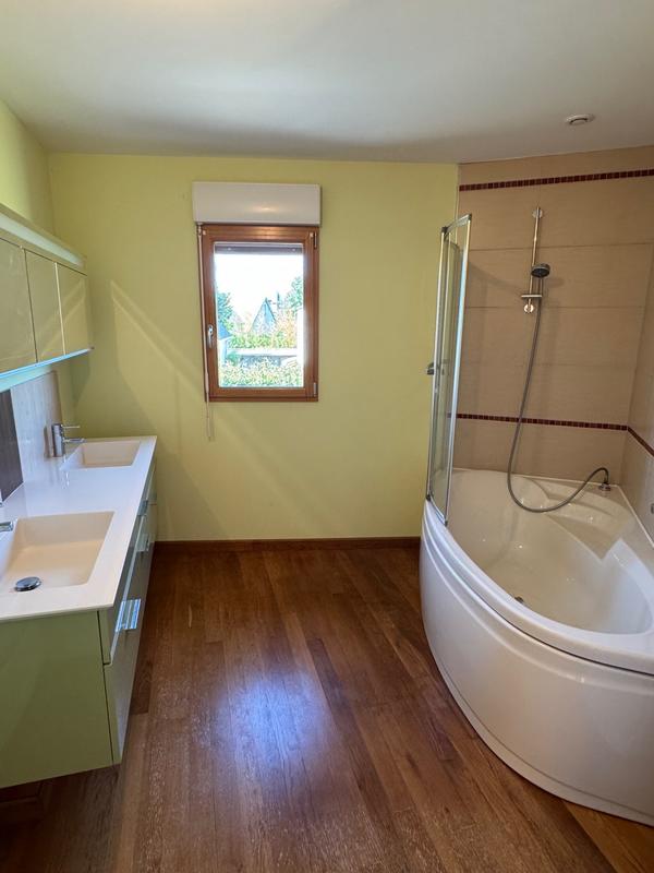 Maison contemporaine - 213 m² - 8 pièces