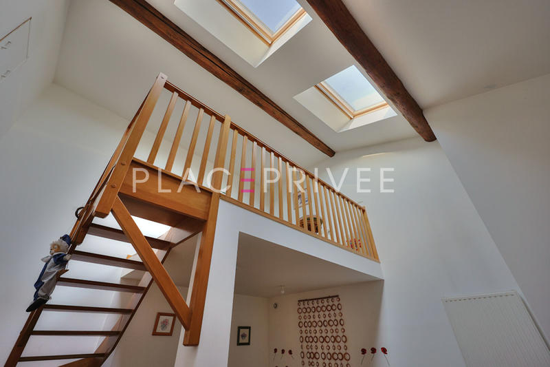 Maison - 296 m² - 7 pièces