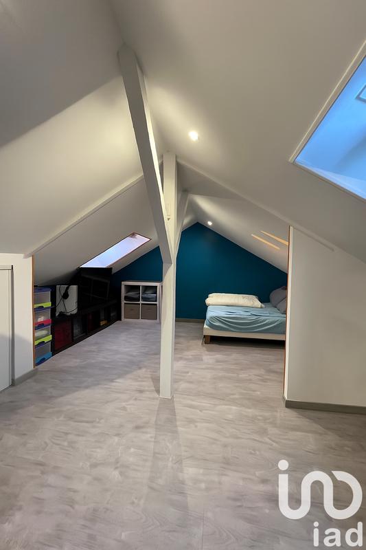 Maison - 92 m² - 5 pièces