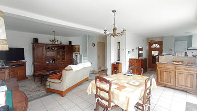 Maison - 101 m² - 5 pièces