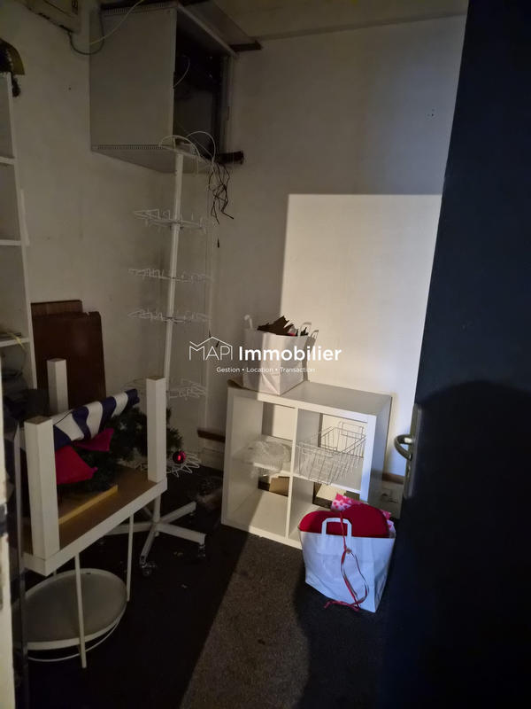 Local commercial - 38 m² - 1 pièce