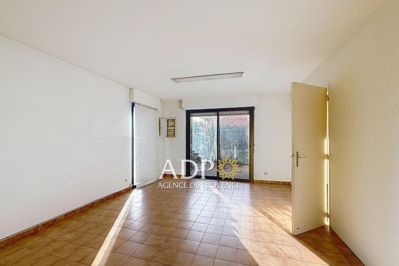 Local commercial - 77 m²