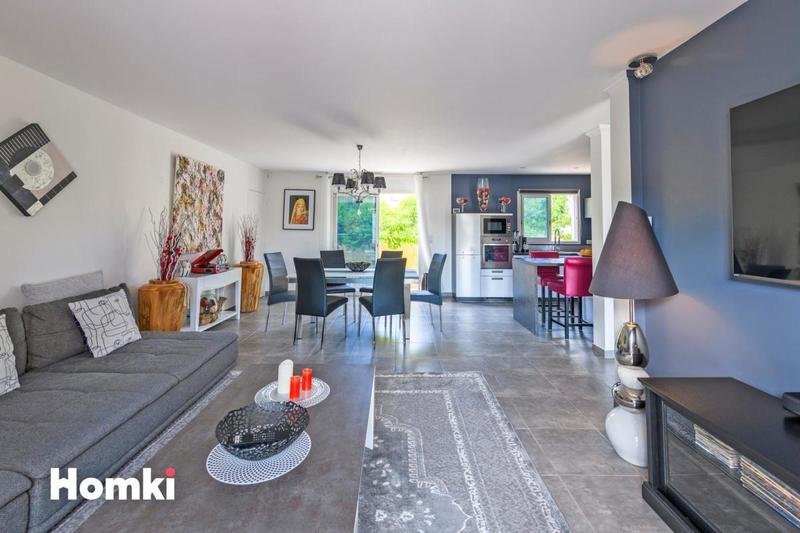 Maison - 141 m² - 5 pièces