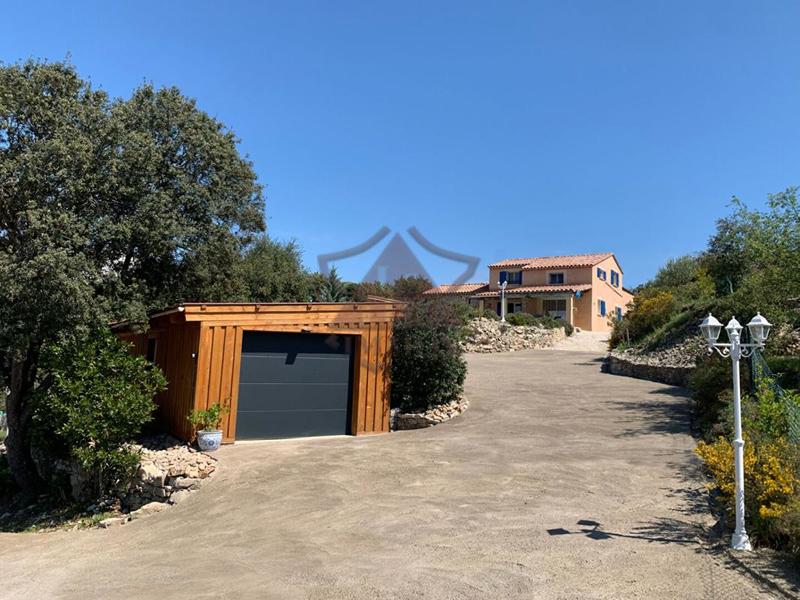 Maison - 106 m² - 5 pièces